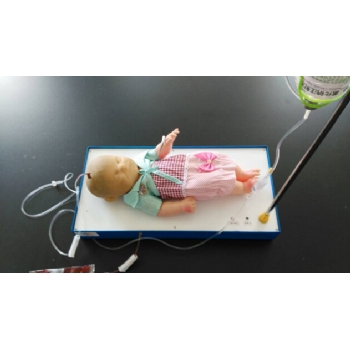 三型内置血液循环系统高级智能婴儿头皮静脉输液练习模型
